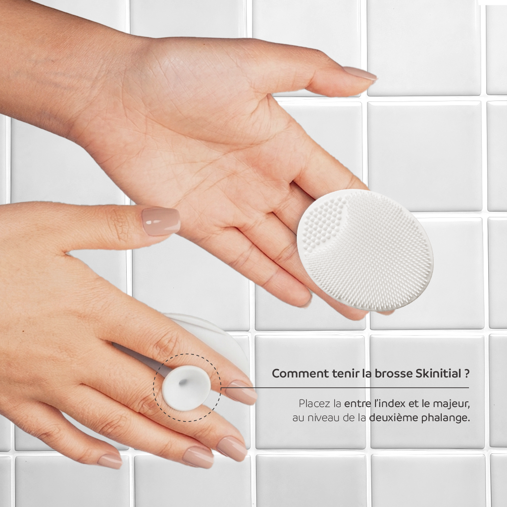 La brosse nettoyante Skinitial